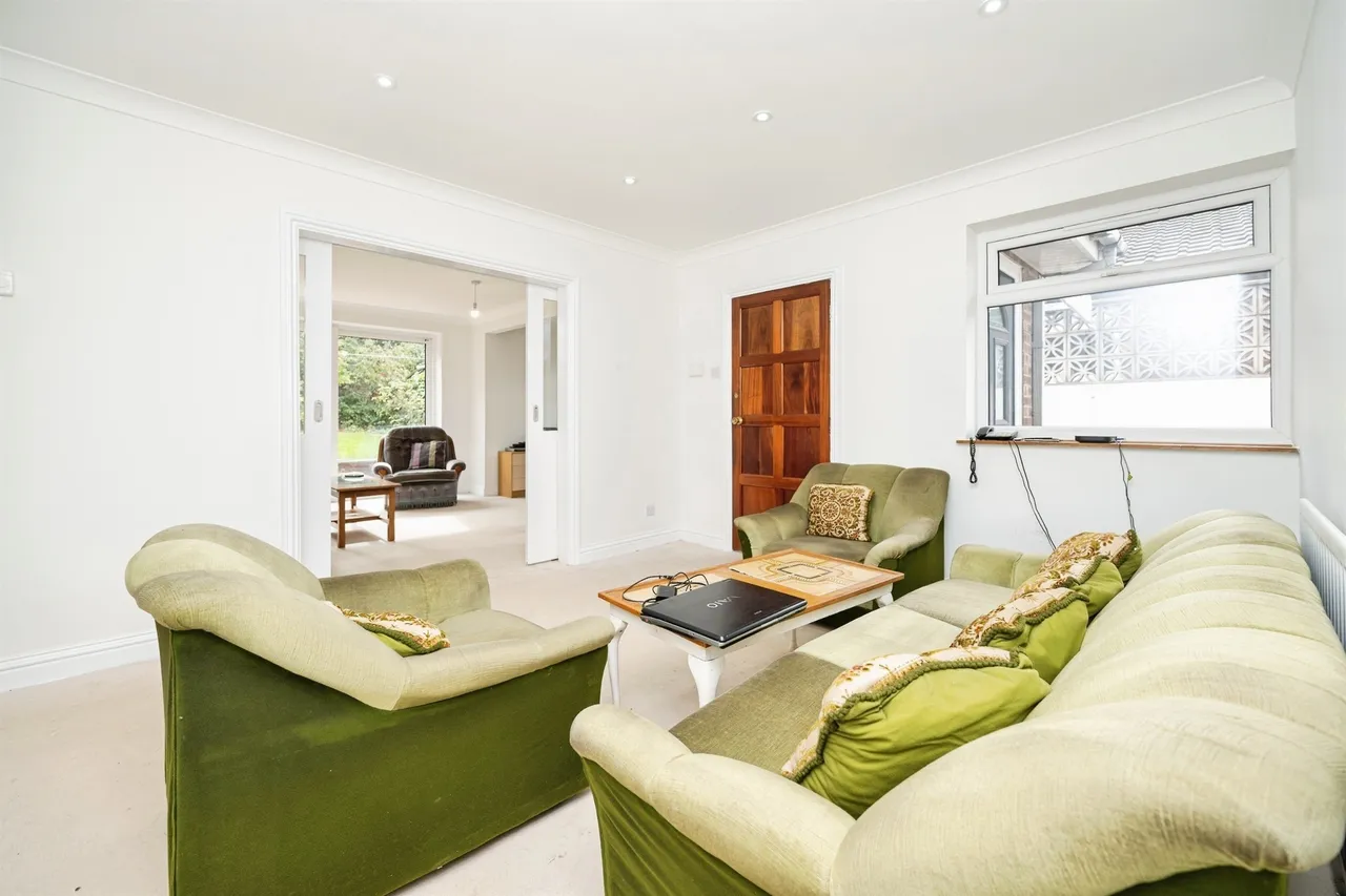 Devonshire Drive, West Bromwich, B71, photo 12