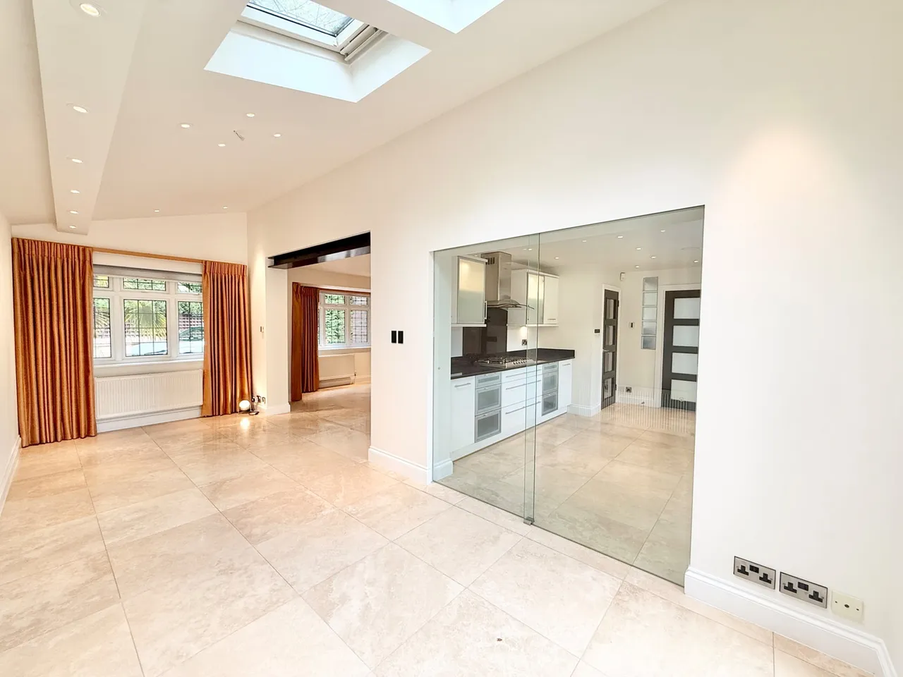 Acacia Close, Stanmore, HA7, photo 3