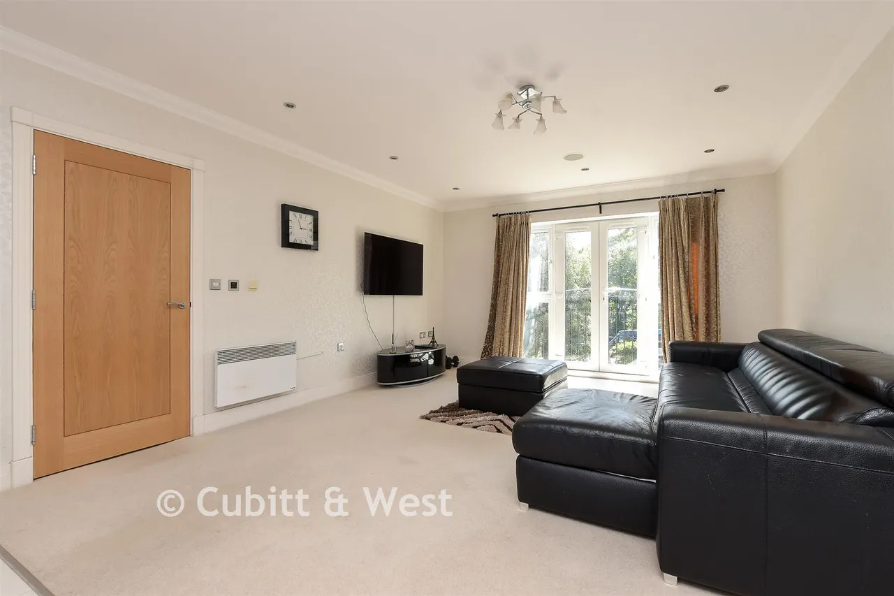 Plough Lane, Purley, CR8, photo 5
