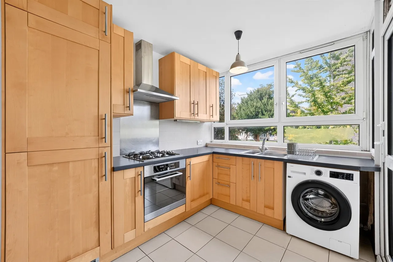 Winterfold Close, London, SW19, photo 14