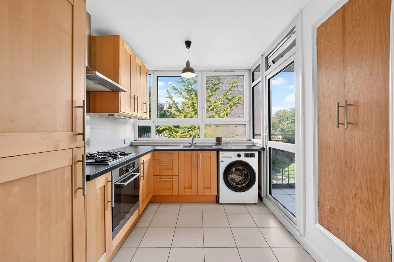 Winterfold Close, London, SW19, photo 2