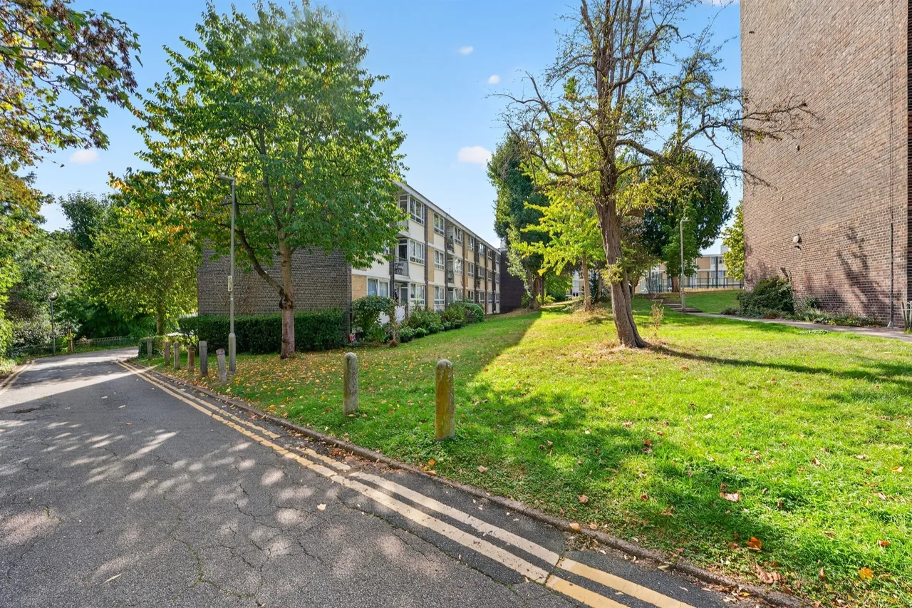 Winterfold Close, London, SW19, photo 9