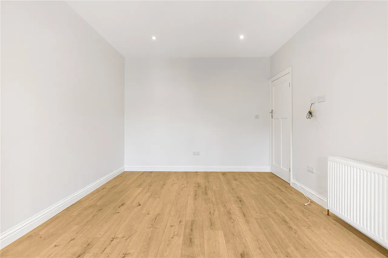 Lyncroft Gardens, Hounslow, TW3, photo 11