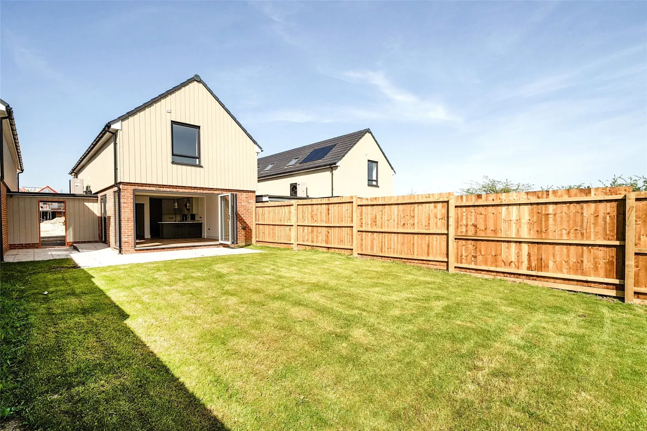 Plot 10, Queens Head Close, Gloucestershire, Aston Cross, GL20 8FJ, photo 8
