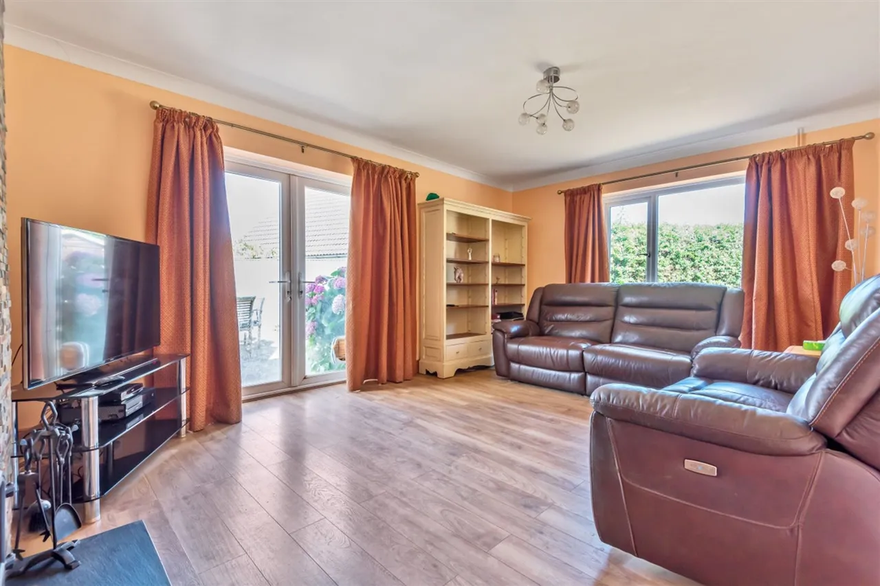 Thorney Drive, Selsey, PO20, photo 2