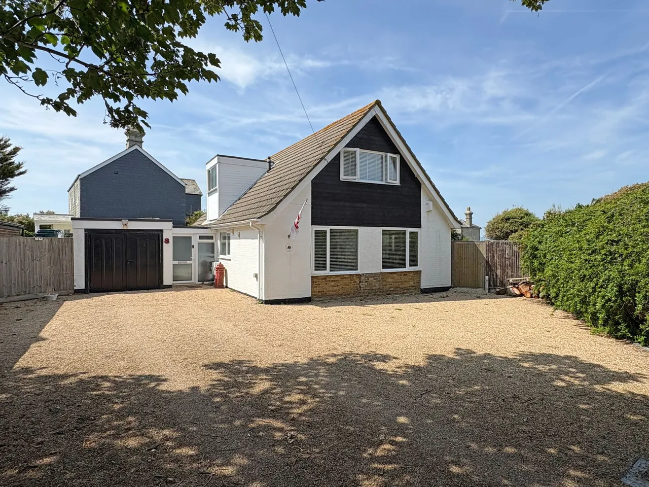 4 bed property for sale, Thorney Drive, Selsey, PO20