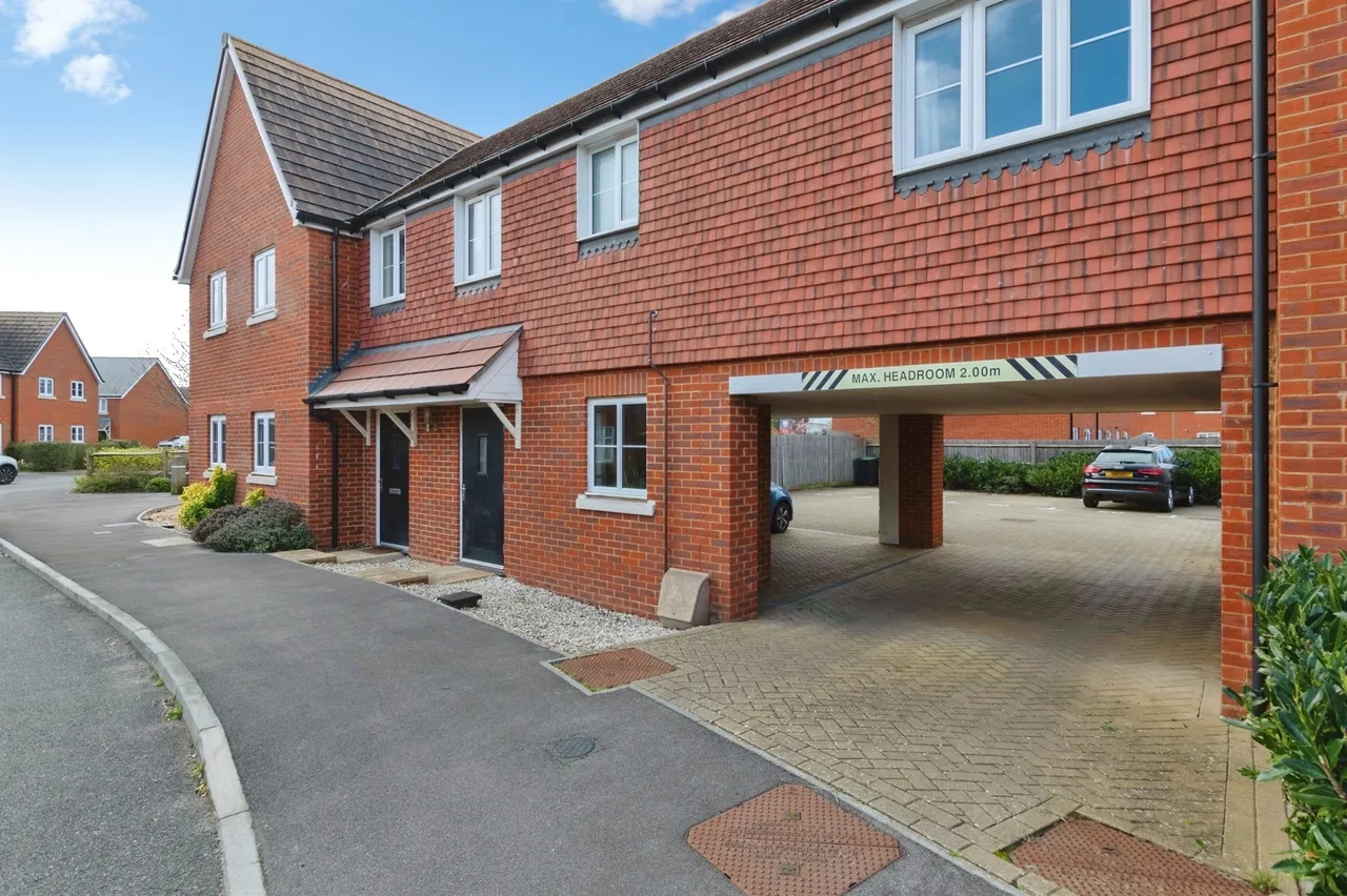 Chard Lane, Ringwood, BH24, photo 18