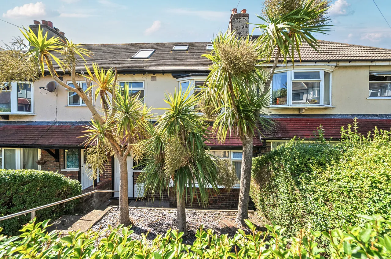 5 bed house to rent, Medmerry Hill, Brighton, BN2
