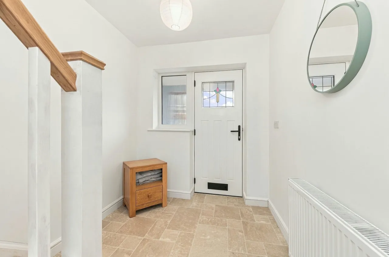 Lyndhurst Crescent, Scholes, LS15, photo 6
