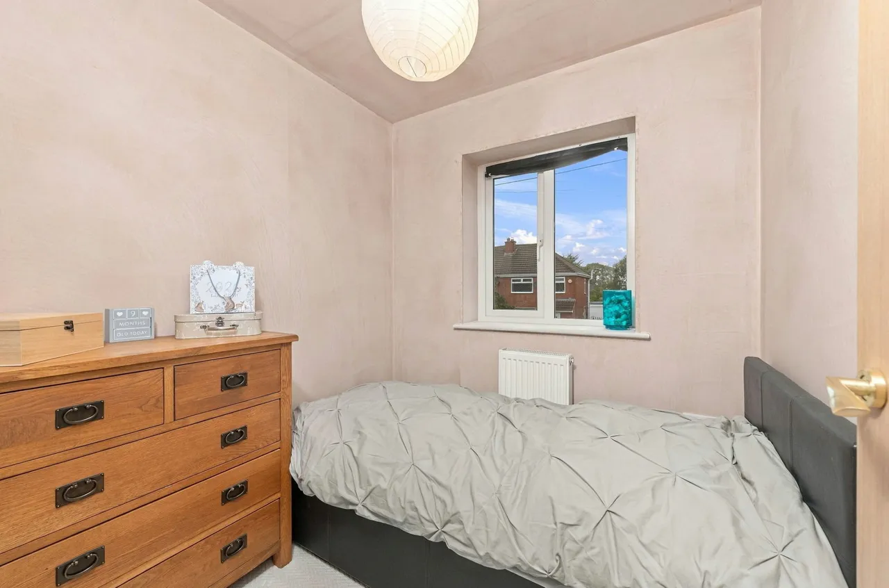 Lyndhurst Crescent, Scholes, LS15, photo 10