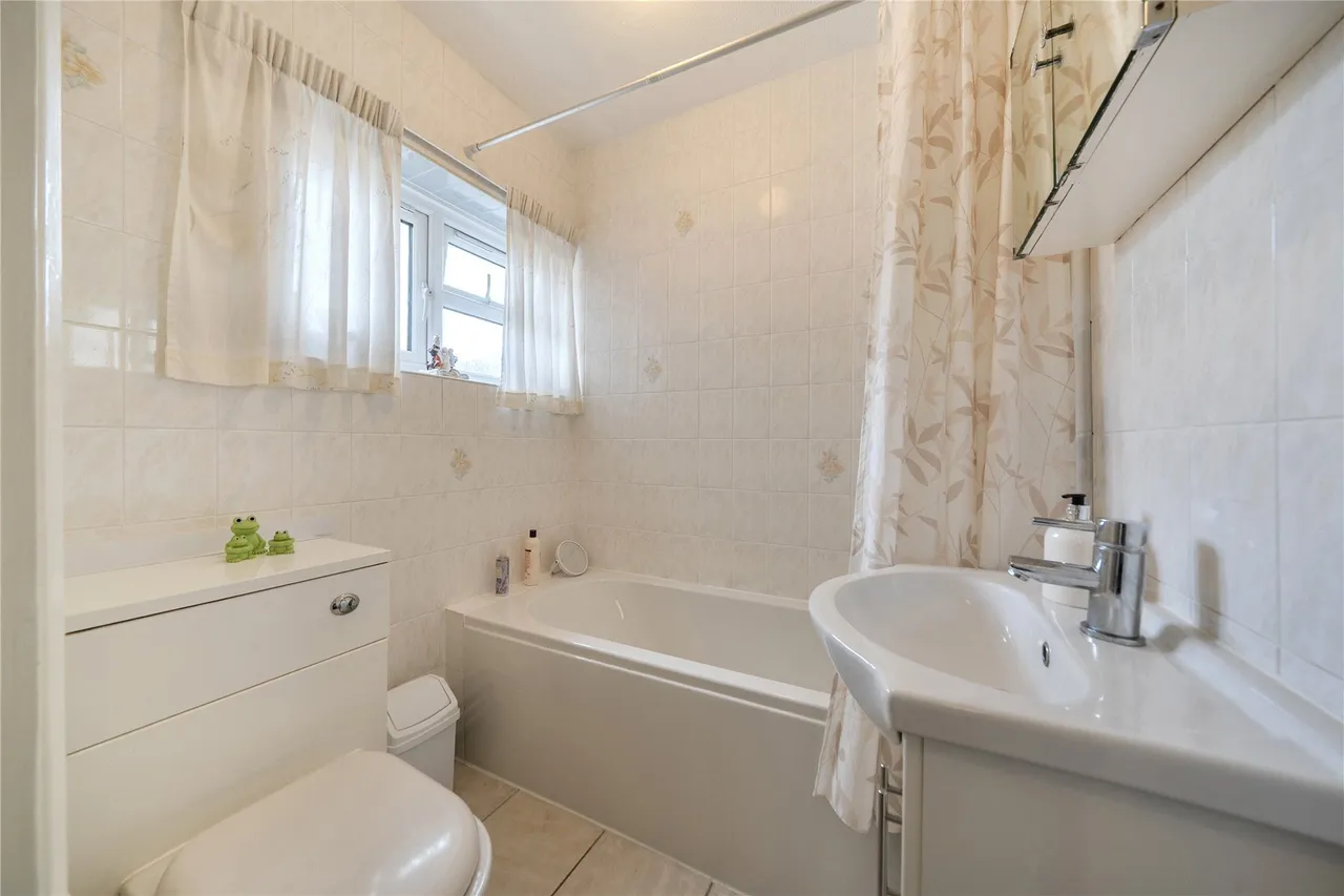 Malan Close, Westerham, Kent, TN16, photo 14