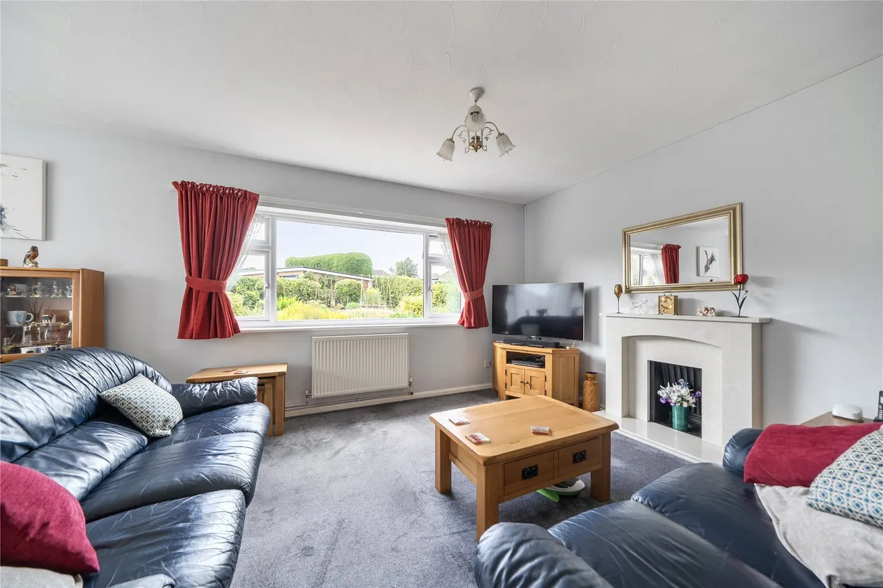 Malan Close, Westerham, Kent, TN16, photo 3