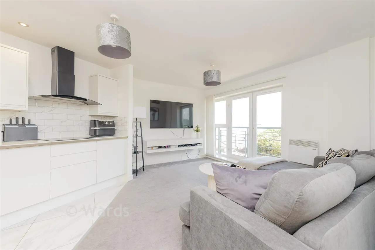 Carmichael Avenue, Greenhithe, DA9, photo 6