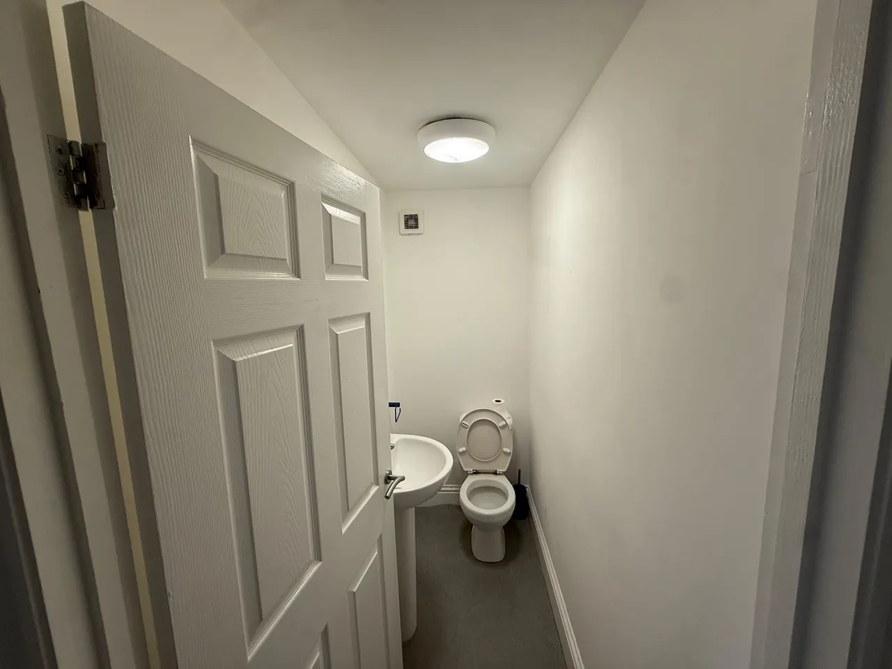 Small Lane, BS16, photo 5