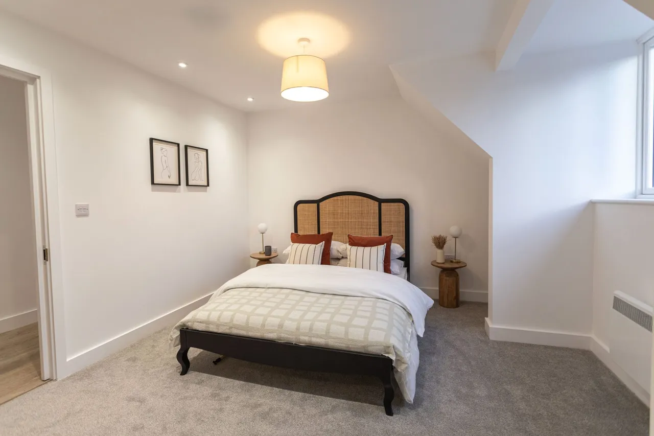 Buckfield House Oakley Place, Hartley Wintney, Hook, RG27 8FT, photo 7