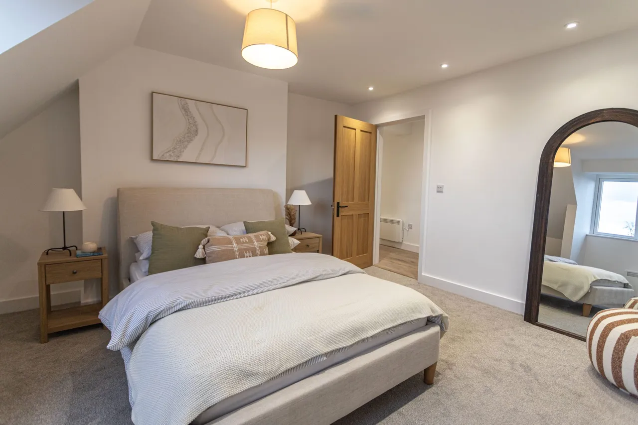 Buckfield House Oakley Place, Hartley Wintney, Hook, RG27 8FT, photo 5