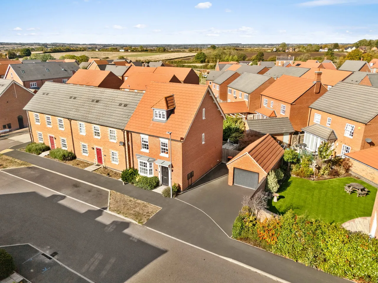 Harvington Crescent, Hanslope, MK19, photo 23
