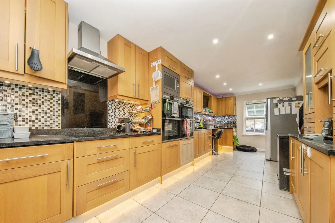 Station Road, Ardleigh, CO7, photo 6