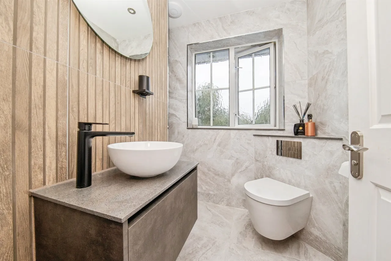 Station Road, Ardleigh, CO7, photo 13