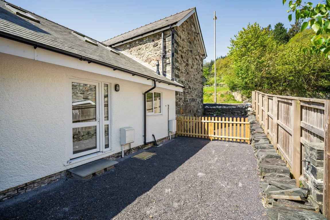 Mill Street, Betws-Y-Coed, Betws-Y-Coed, Conwy, LL24 0BB, photo 13