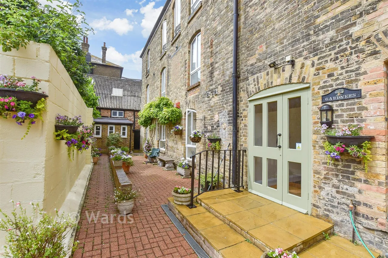Upper Strand Street, Sandwich, CT13, photo 12