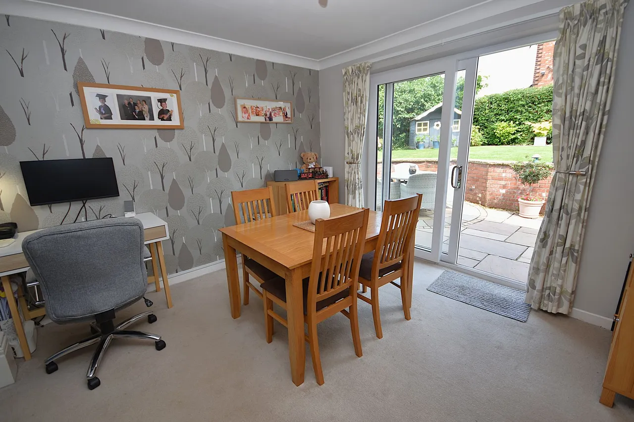 Box Tree Mews, Macclesfield, photo 5