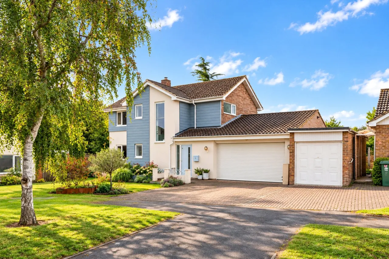 4 bed house for sale, Westbury, Wiltshire