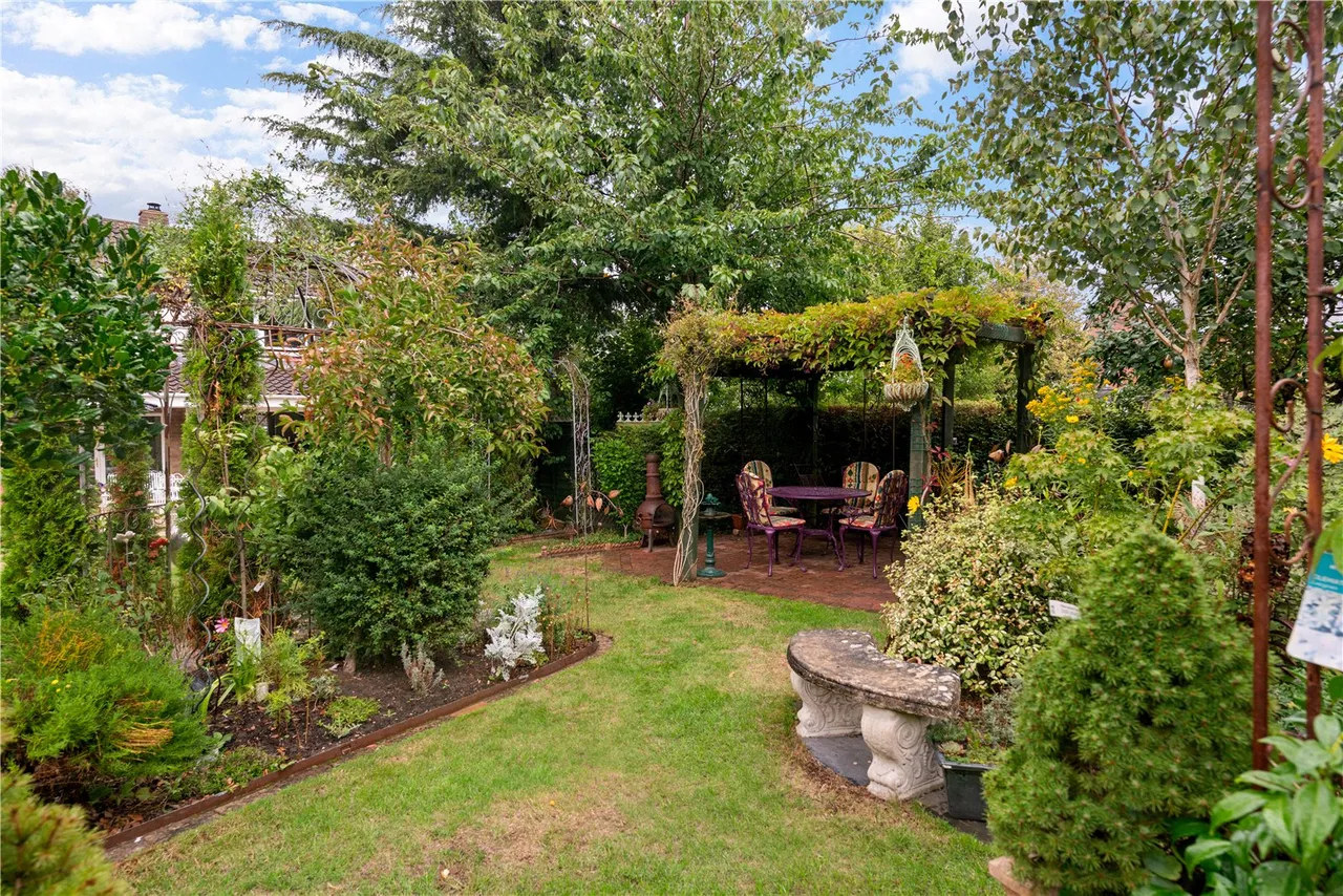 Westbury, Wiltshire, photo 9