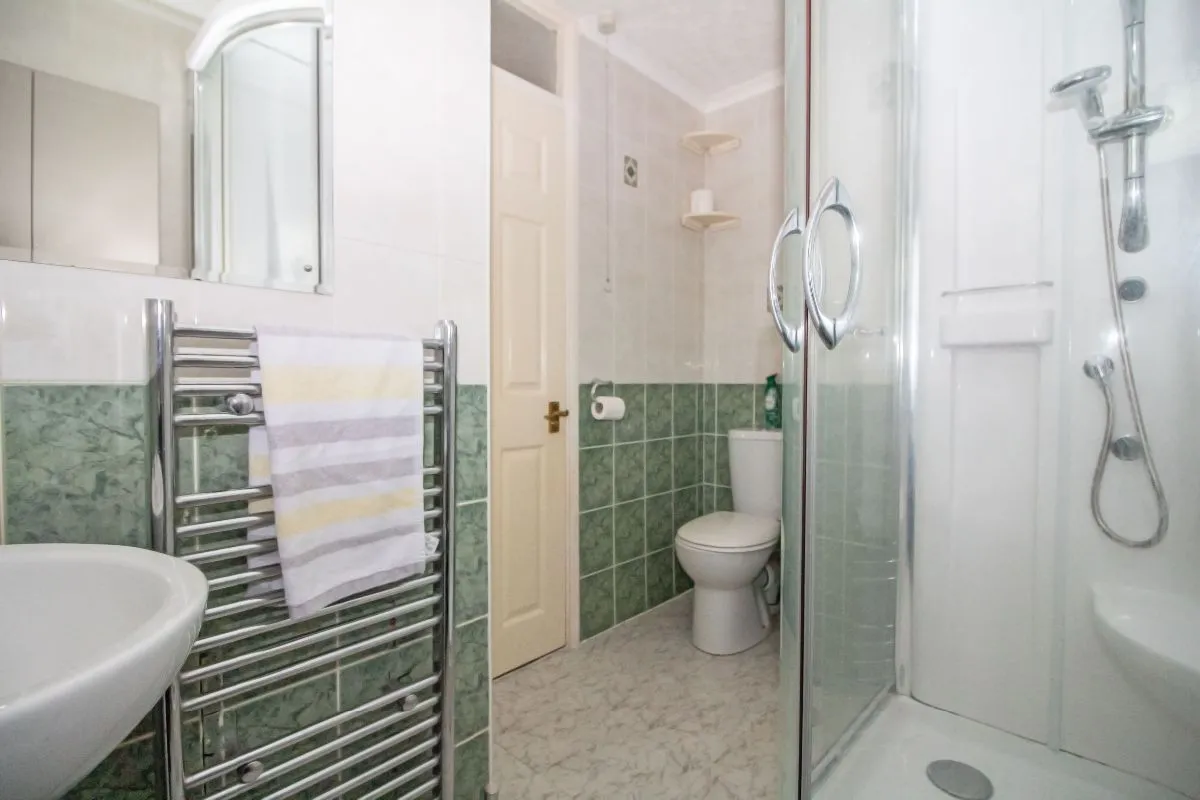 Inhurst Avenue, Waterlooville, PO7 7QS, photo 8