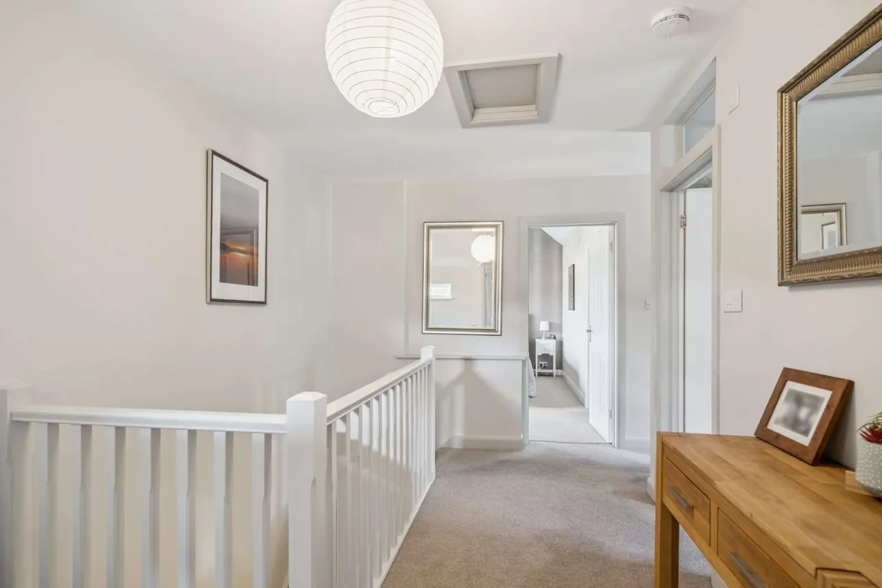 Whielden Lane, Winchmore Hill, Amersham, Buckinghamshire, HP7 0NQ, photo 10