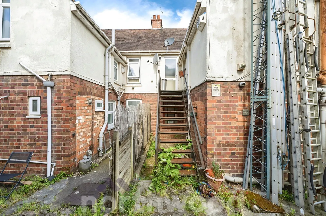 Astwood Road, WR3, photo 13