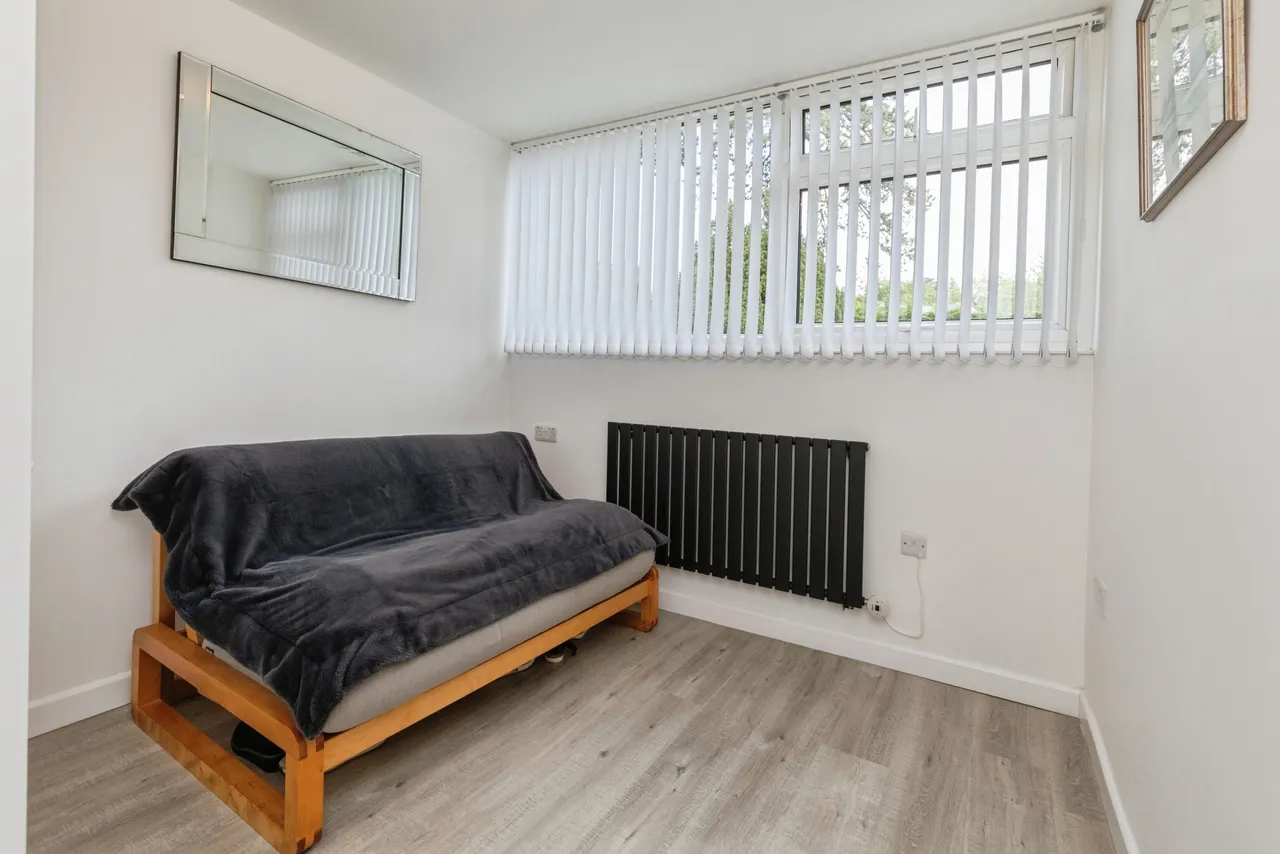 Eastmead Lane, Bristol, photo 9