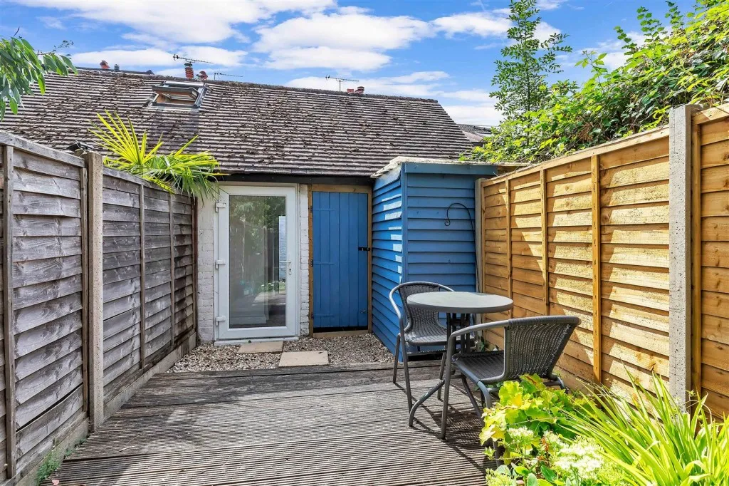 Crawley Road, Horsham, RH12, photo 16