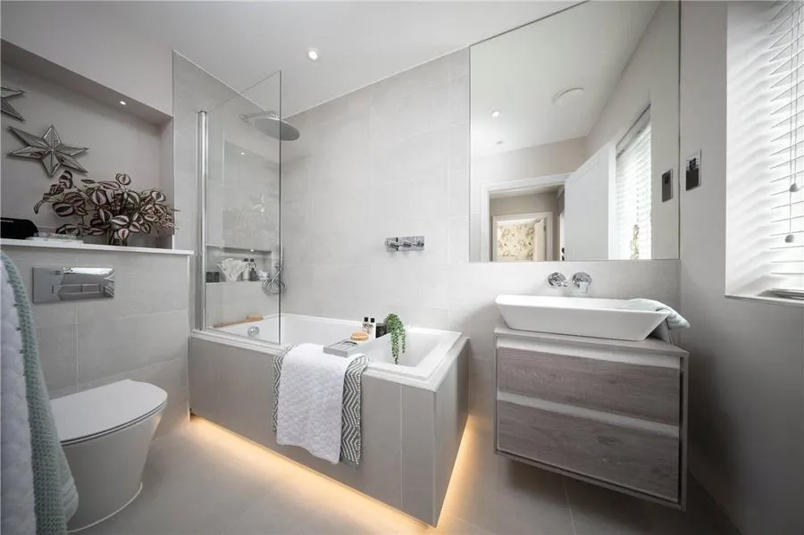 Moorfield Mews, Staines-upon-Thames, TW18, photo 8
