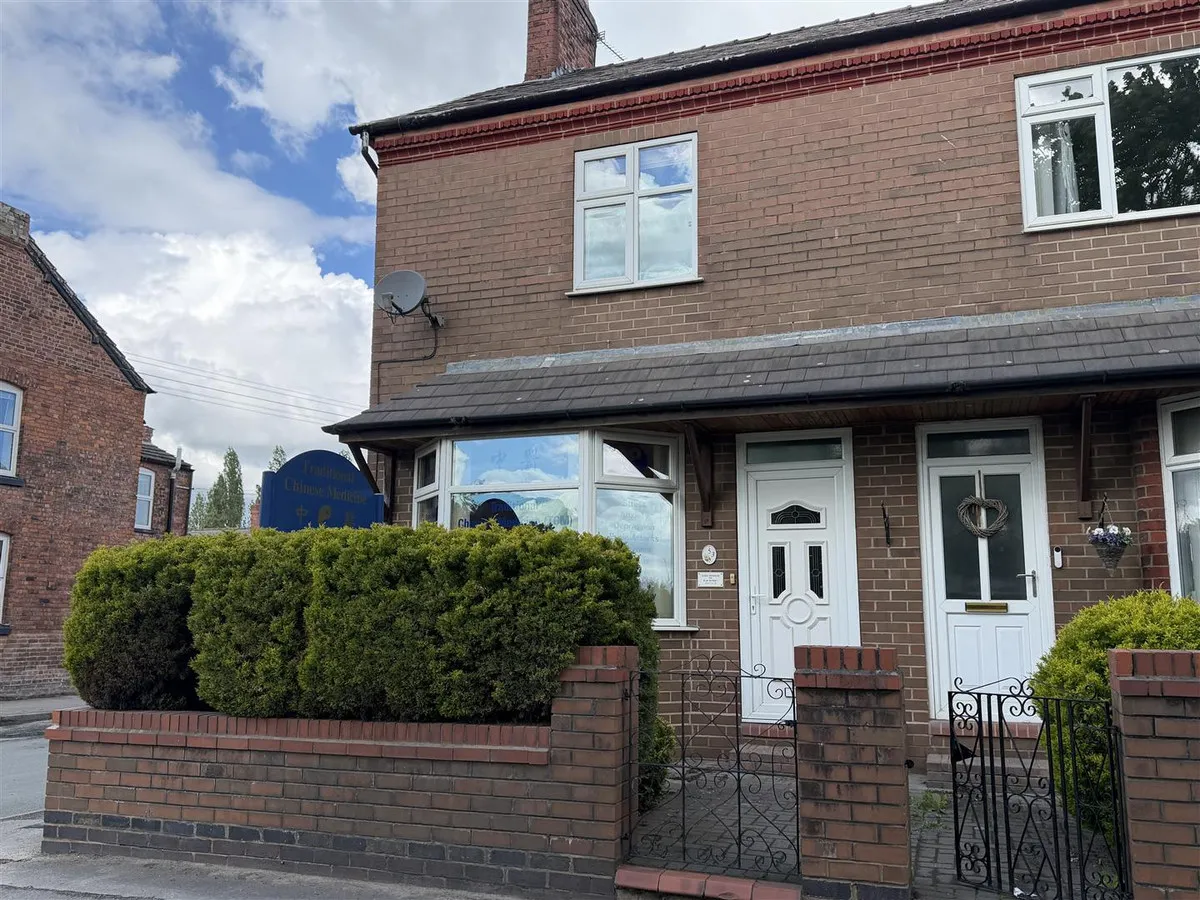 flat for sale, Manchester Road, Northwich, CW9