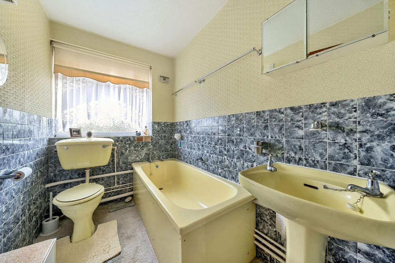 Lonsdale Close, Pinner, photo 5