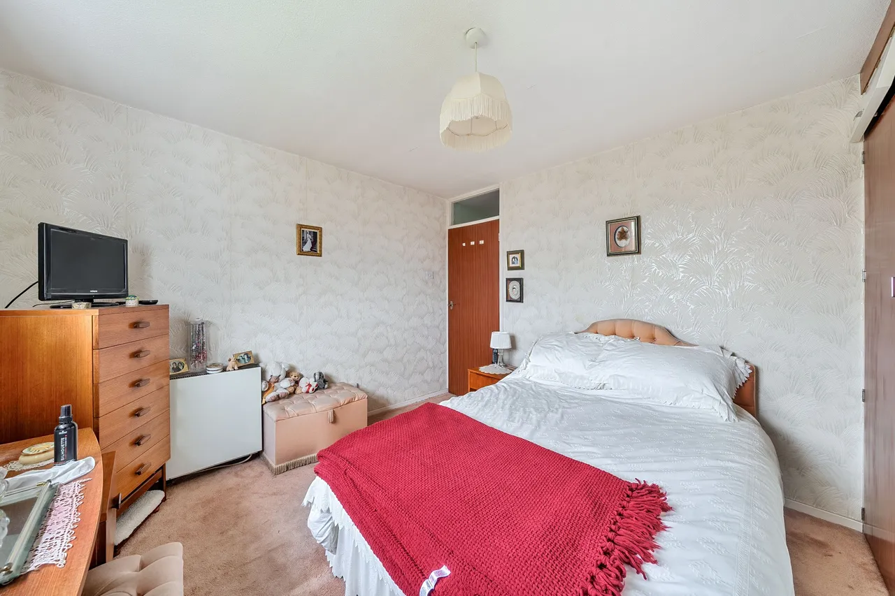 Lonsdale Close, Pinner, photo 4