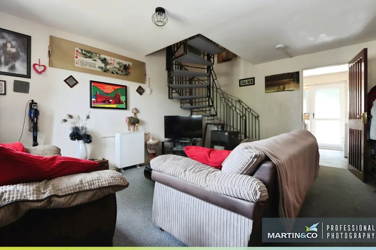 Collingwood Avenue, Newport, NP19, photo 3