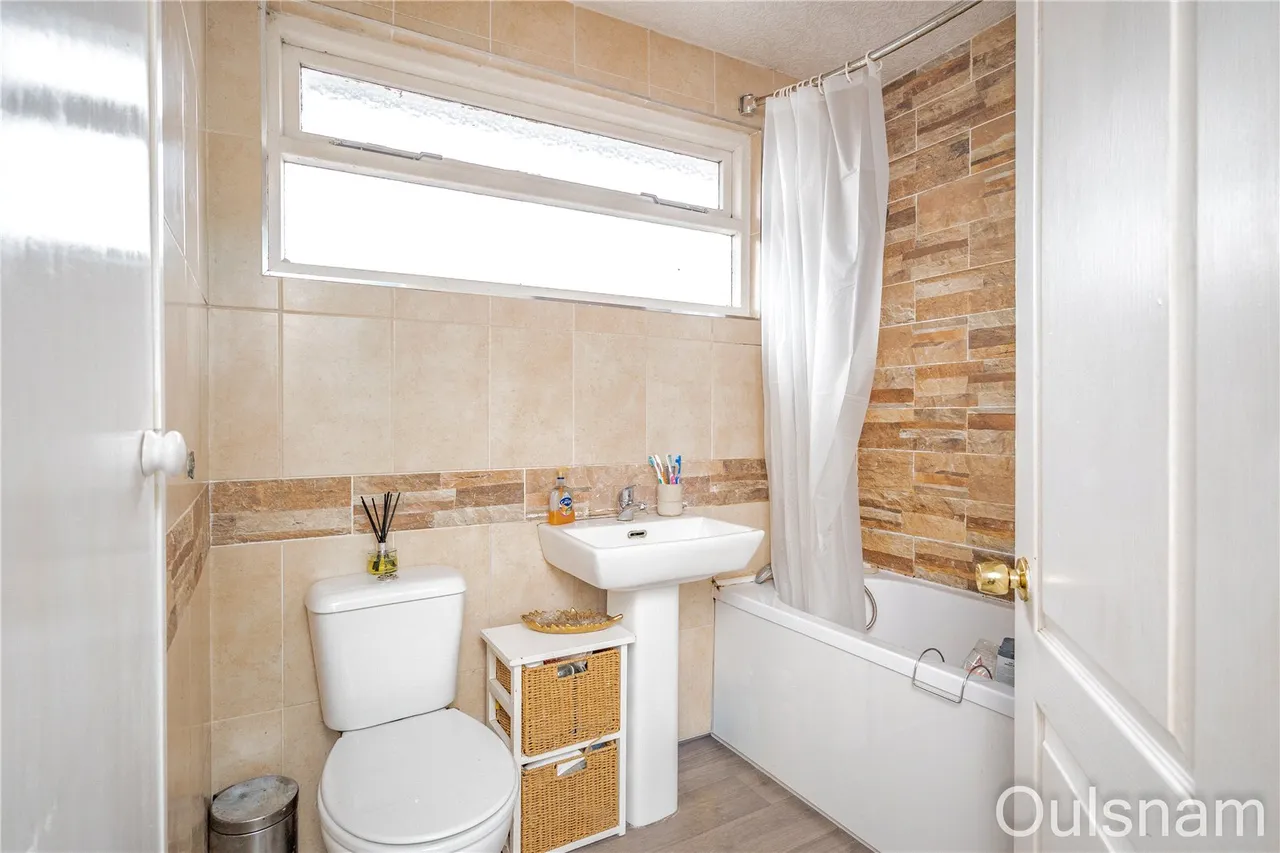 Spinney Close, Stourbridge, West Midlands, DY8 5LA, photo 15