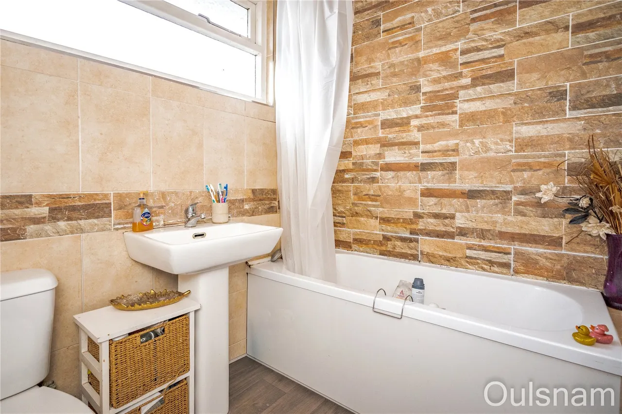 Spinney Close, Stourbridge, West Midlands, DY8 5LA, photo 16
