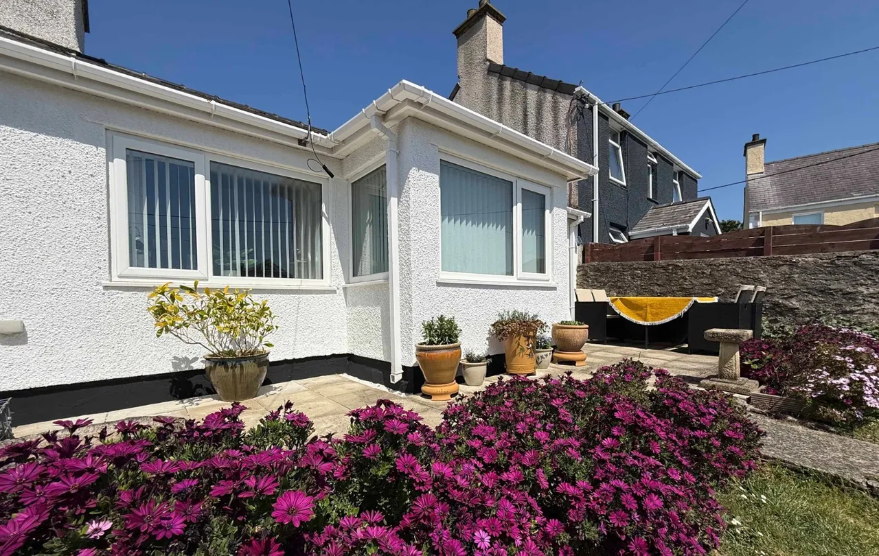 Llewelyn Street, Amlwch, photo 13