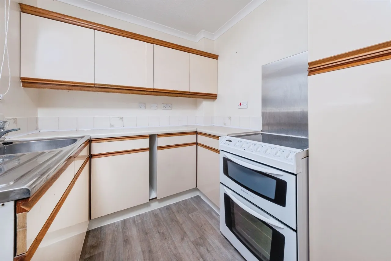 Capel Close, Akeley, MK18, photo 7
