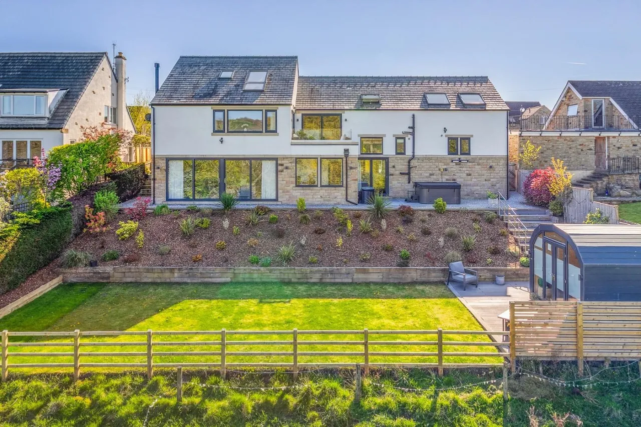 Bark Lane, Addingham, LS29, photo 13