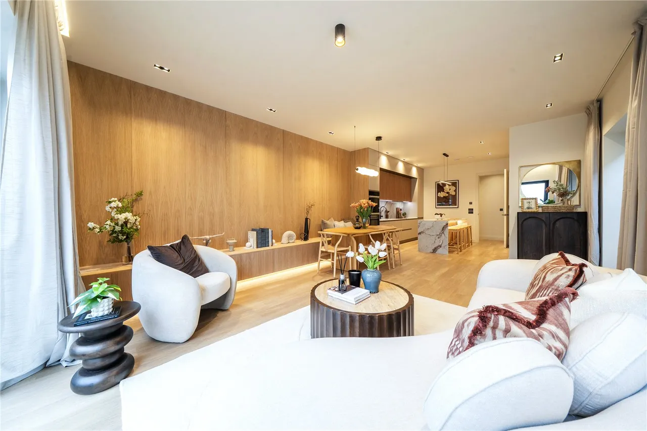 Creswick Road, London, W3, photo 5