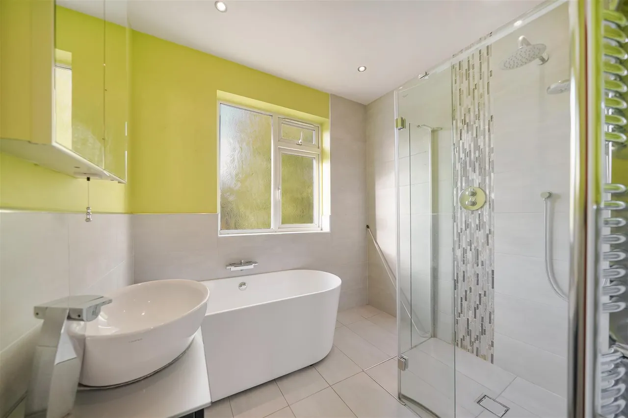 St Andrews Avenue, Wembley, HA0, photo 6