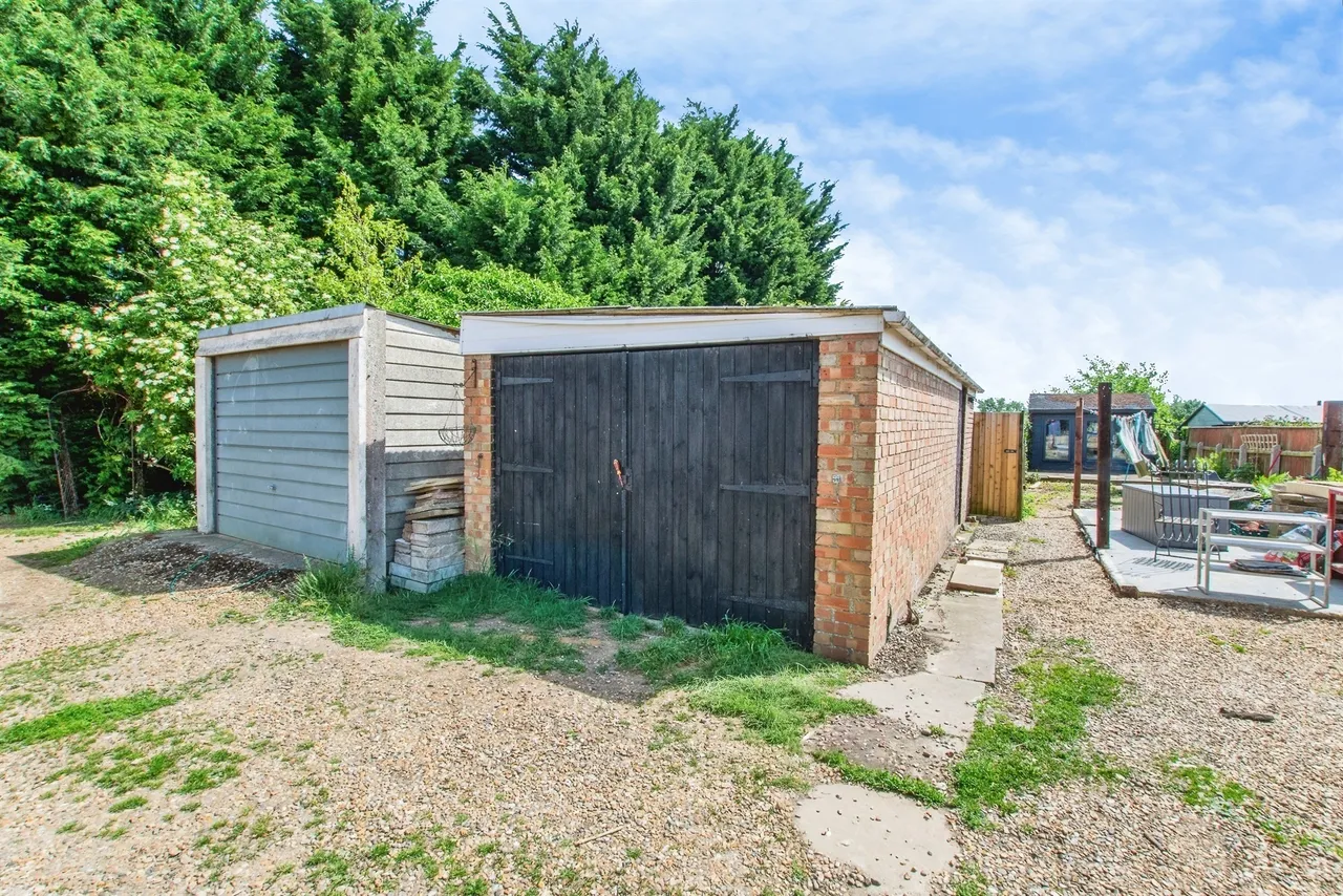 Fridaybridge Road, Elm, PE14, photo 19