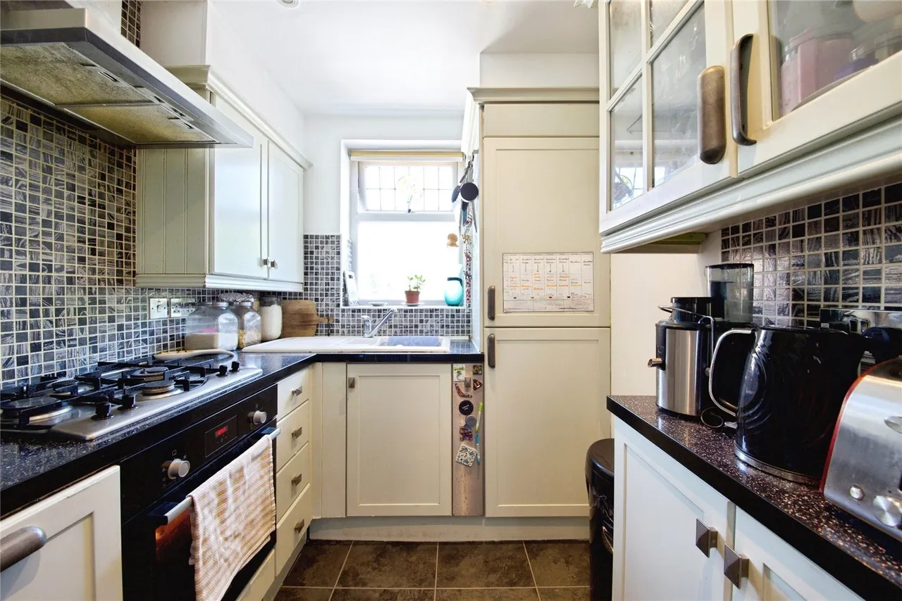 Colney Hatch Lane, LONDON, London, N11, photo 11