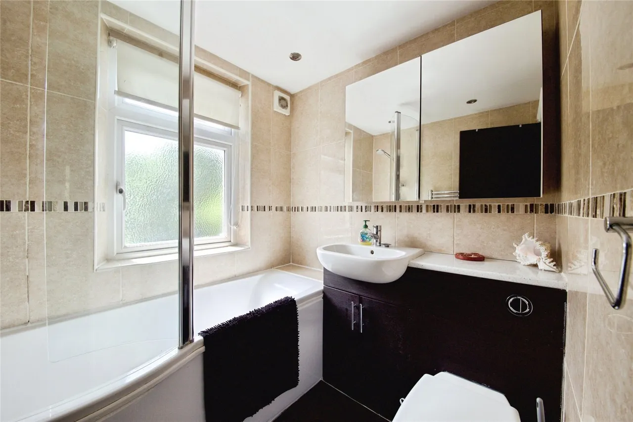 Colney Hatch Lane, LONDON, London, N11, photo 20