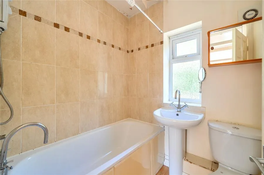 Japonica Walk, Banbury, OX16, photo 14