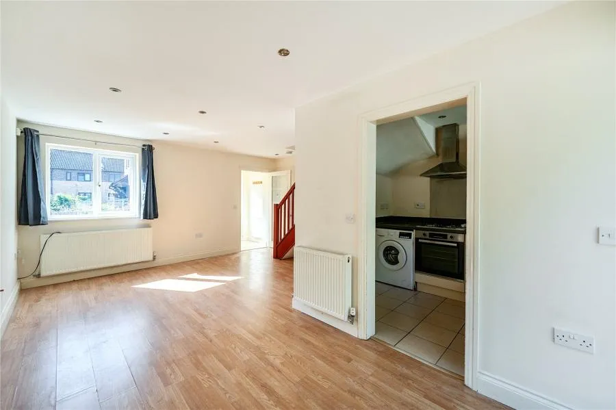 Japonica Walk, Banbury, OX16, photo 2